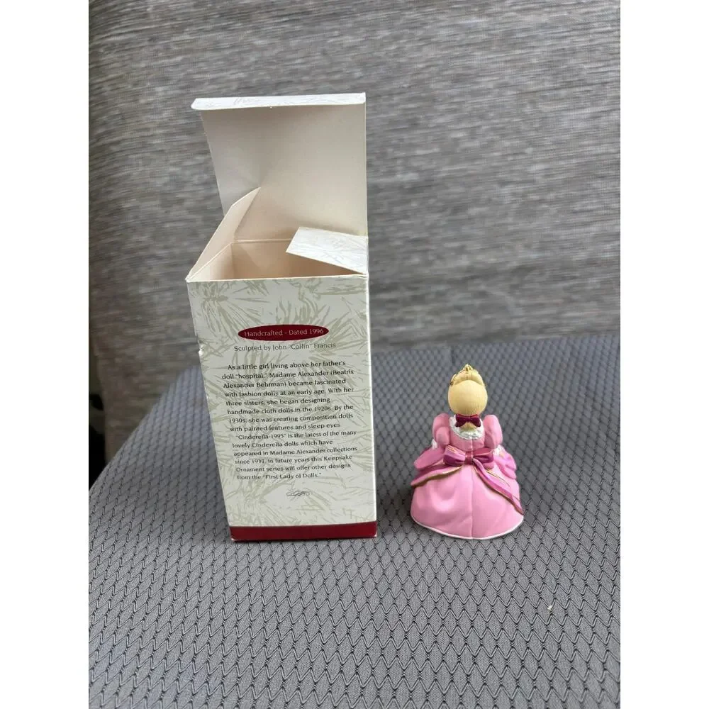 Hallmark Keepsake Cinderella Madame Alexander Christmas Holiday Ornament 1996